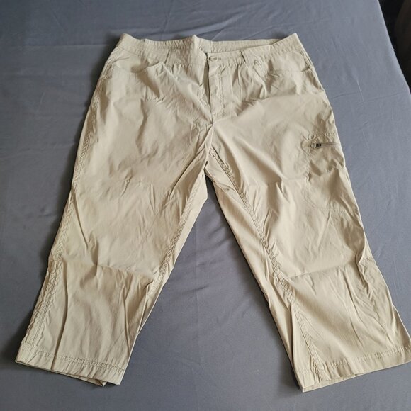 Eddie Bauer Capri Pants Womens 16 Tan Brown Rainier UV Protection Water Repel - Picture 1 of 13